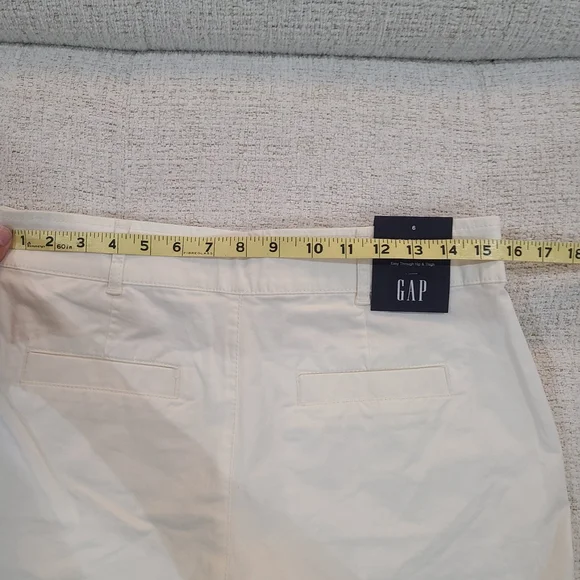 NEW Gap 5” Shorts Womens Sz 6 Khaki Tan Mid Rise Stretch Easy Through Hip Thigh - Picture 6 of 7